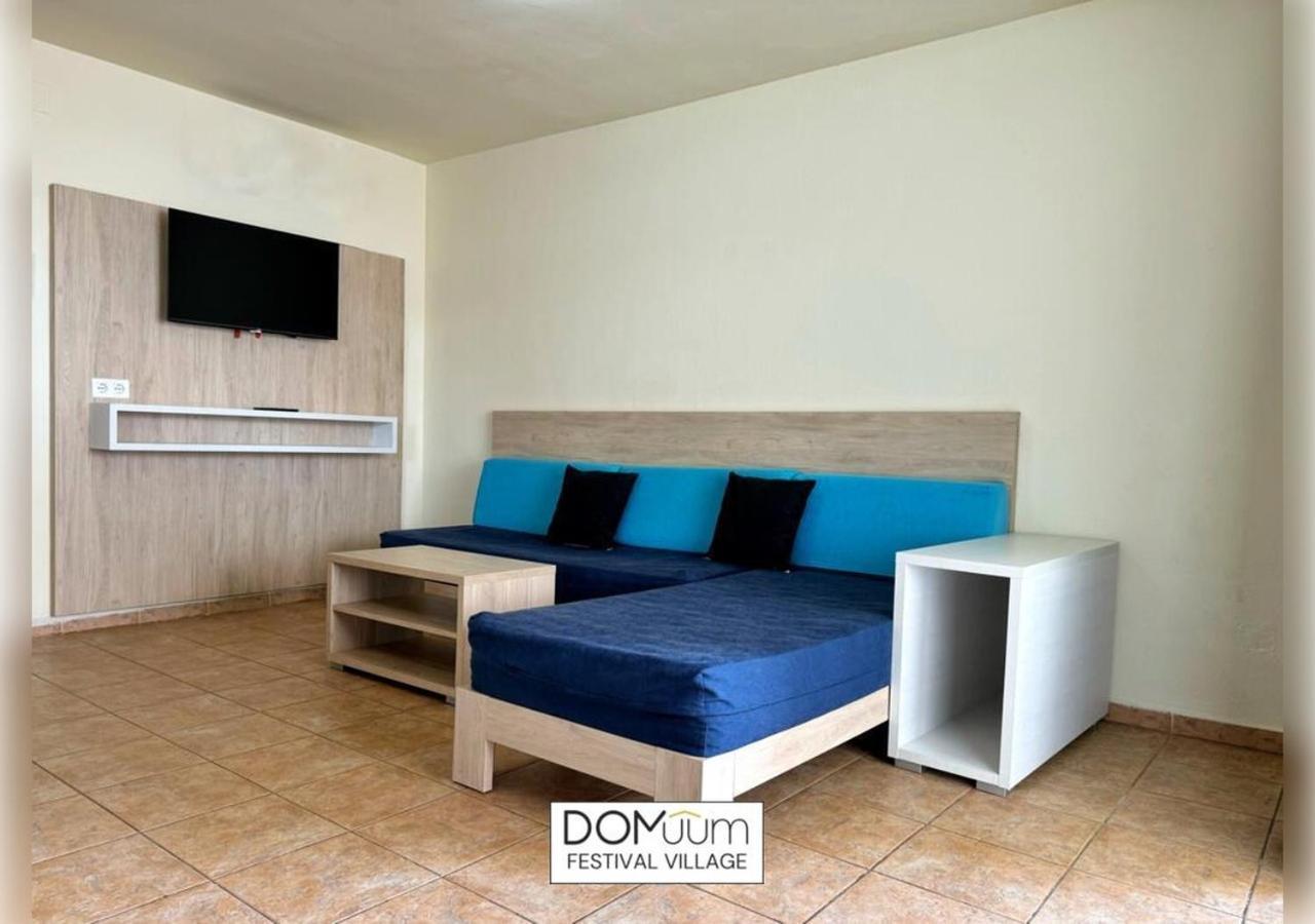 Domuum Holidays - Festival Village Salou Eksteriør bilde